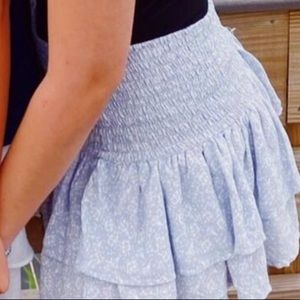 Garage Periwinkle and white flower mini skirt!